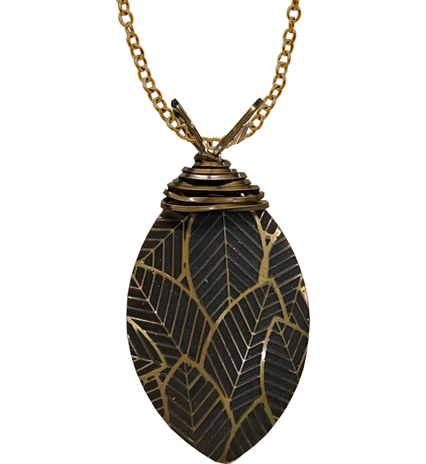 Engraved Leaves Necklace, d'ears #4811x